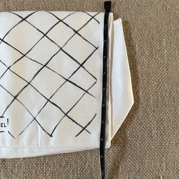 NWT Authentic Chanel Karl Lagerfeld ICOT3 Dust Bag - Picture 10 of 10